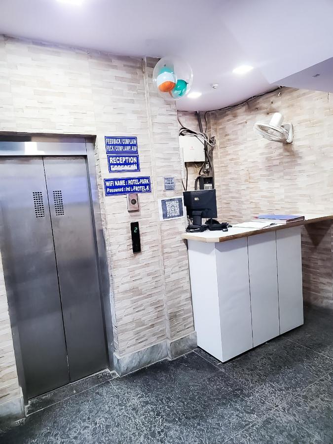 Roomshala 122 Hotel Park View - Near Adarsh Nagar New Delhi Exterior photo